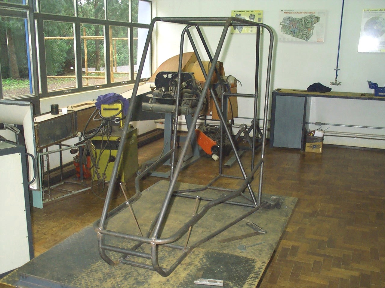 Imagem 17 de 24  -  305 kB